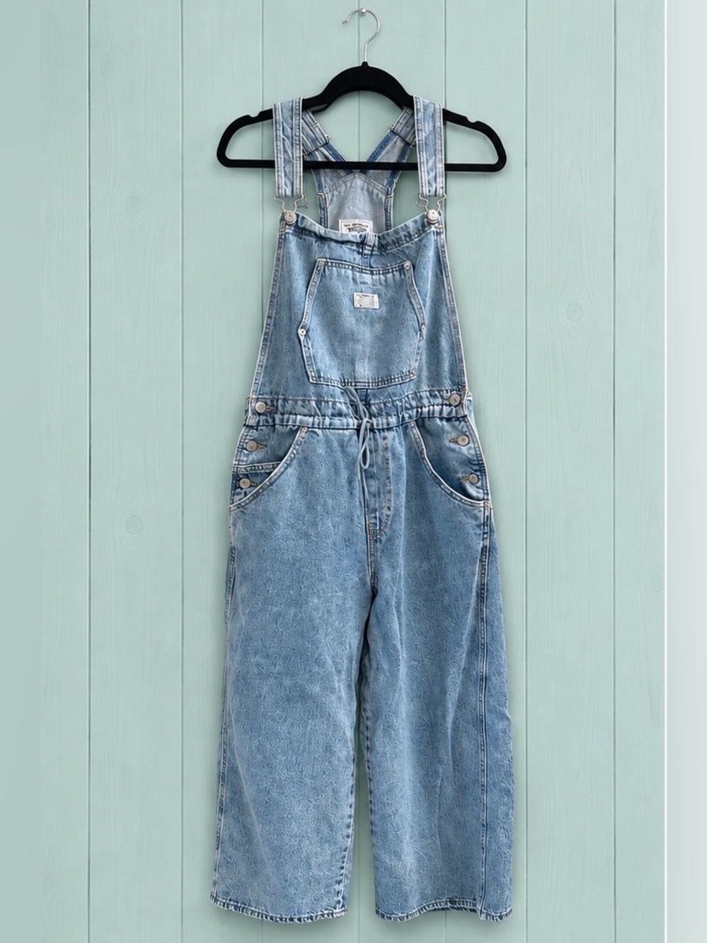 Levi’s Apron Wide Leg Denim Overalls Light Wash Size L
